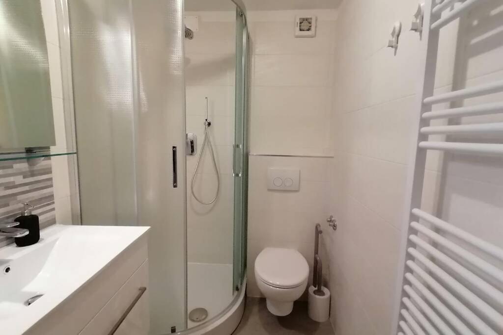 Apartment Veli Dvor Cres Exterior photo